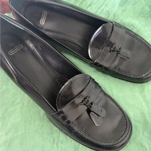 Vintage Women’s Coach Leather Loafers 9.5B